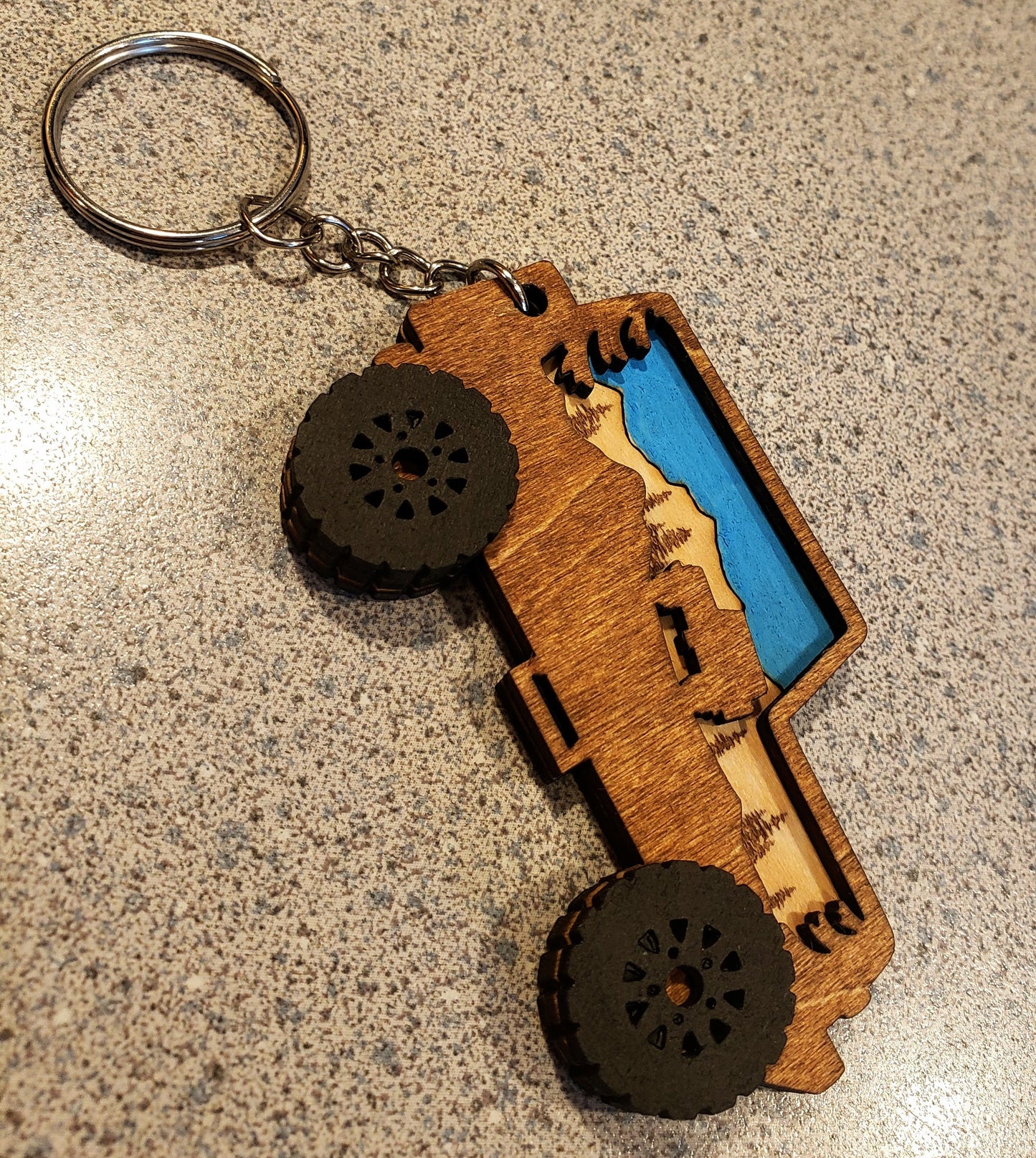 Offroad Keychain, Jeep Keychain, SUV Keychain, Off-Road Vehicle Keychain, Off Road Enthusiast Gift, Outdoor Enthusiast Gift, Jeep Lover
